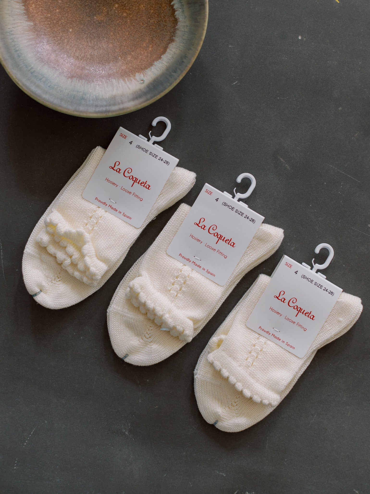 Off White Openwork Short Girl Socks Set