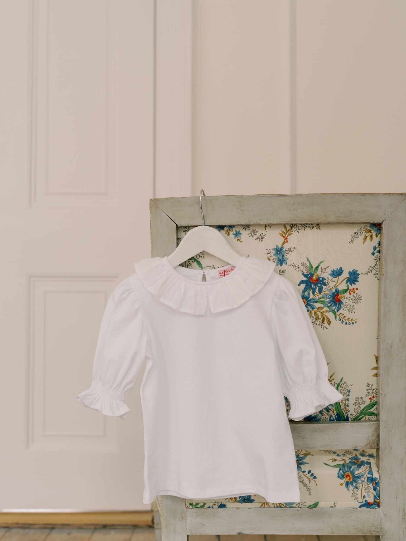 White Daisy Girl Top